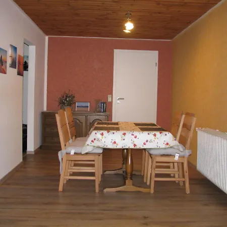 Haus An Der Eiche 度假居 *